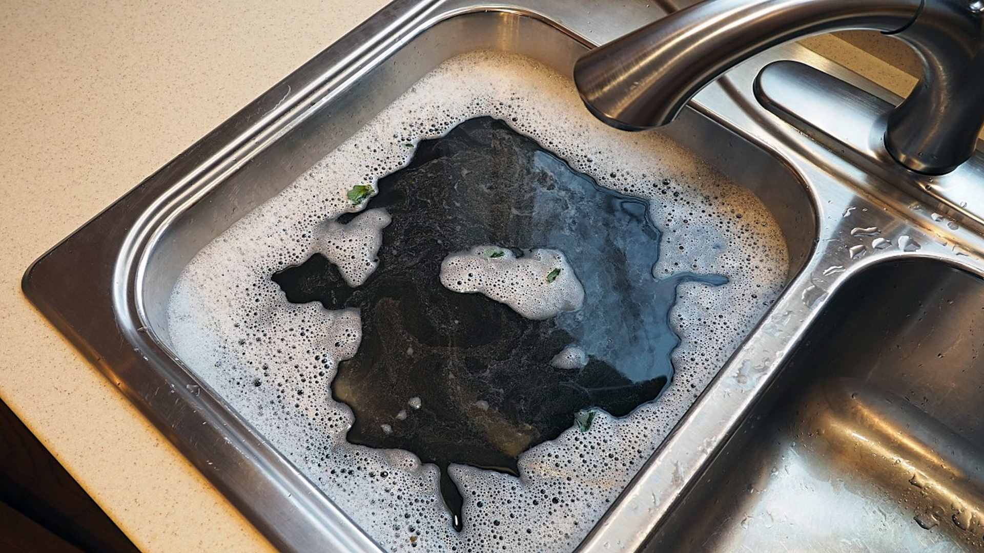 DIY Tips for Clearing A Blocked Drain - Lucid Plumbing